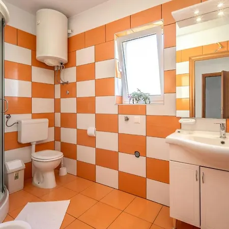 Stunning In With Wifi Apartment