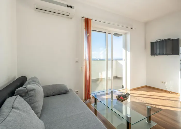 Apartamento Lovely In *