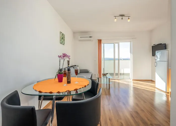 Apartamento Lovely In *
